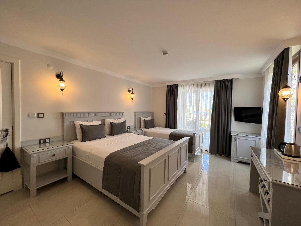 Rota Seaside Otel Cunda Exterior photo